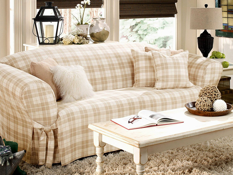 How to Choose the Right Slipcover for Your Sofa?