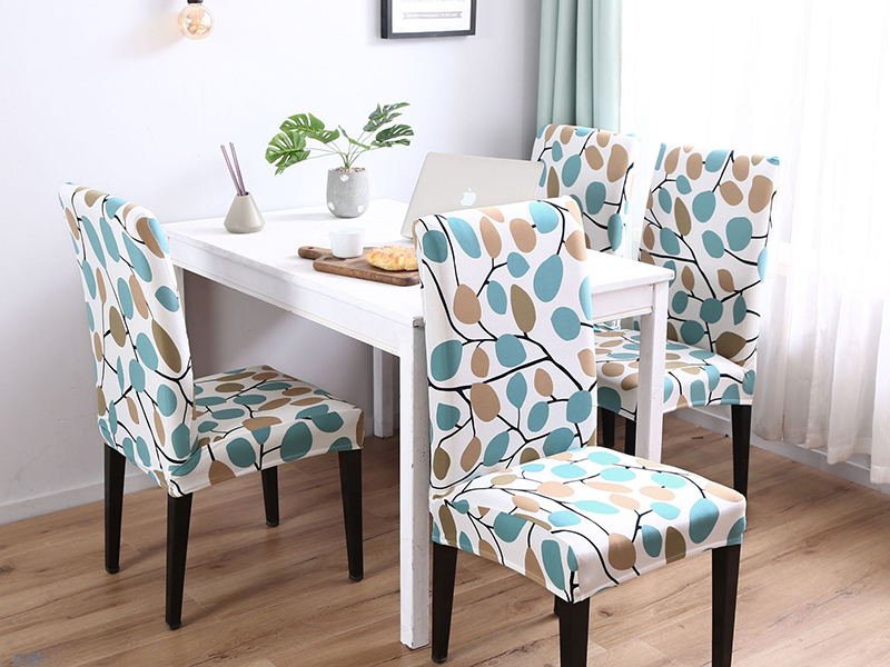 Tips for Choosing the Right Dining Chair Covers